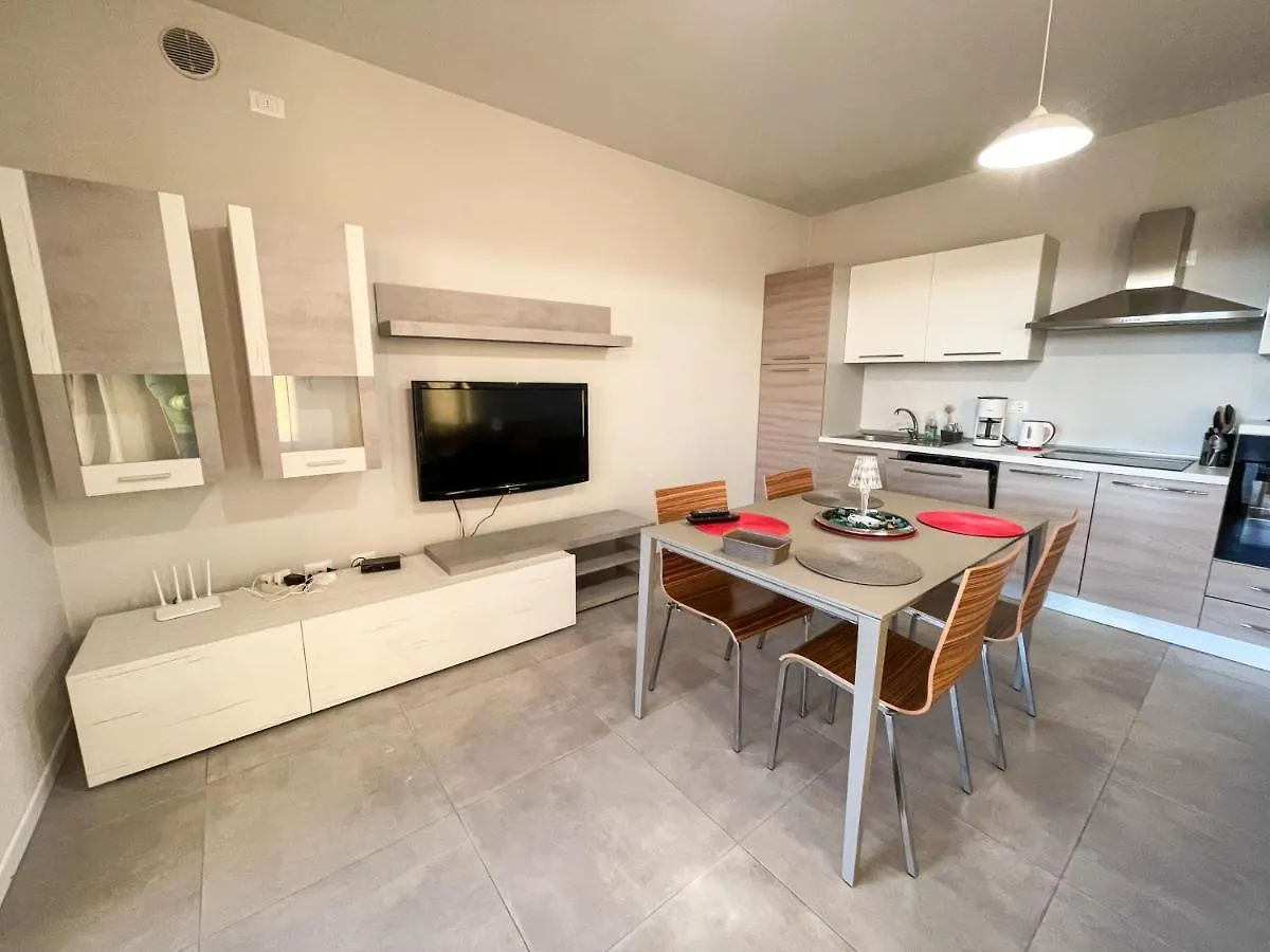 Sunset Lodge - Enjoy Holiday Garda