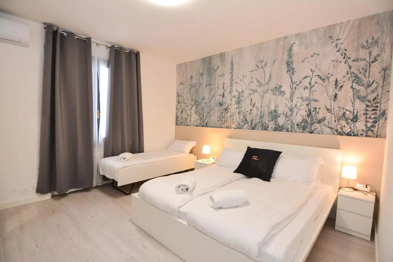 Sunset Lodge - Enjoy Holiday Garda  Garda (Verona)