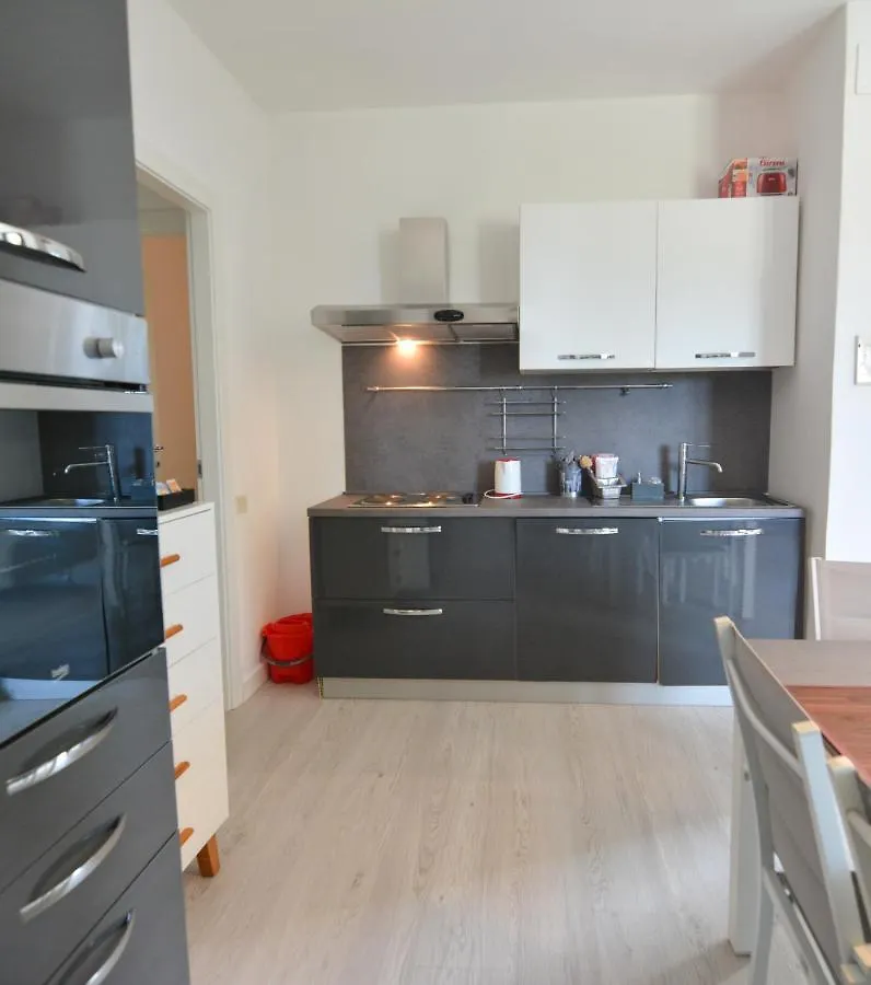 Sunset Lodge - Enjoy Holiday Garda  Italia