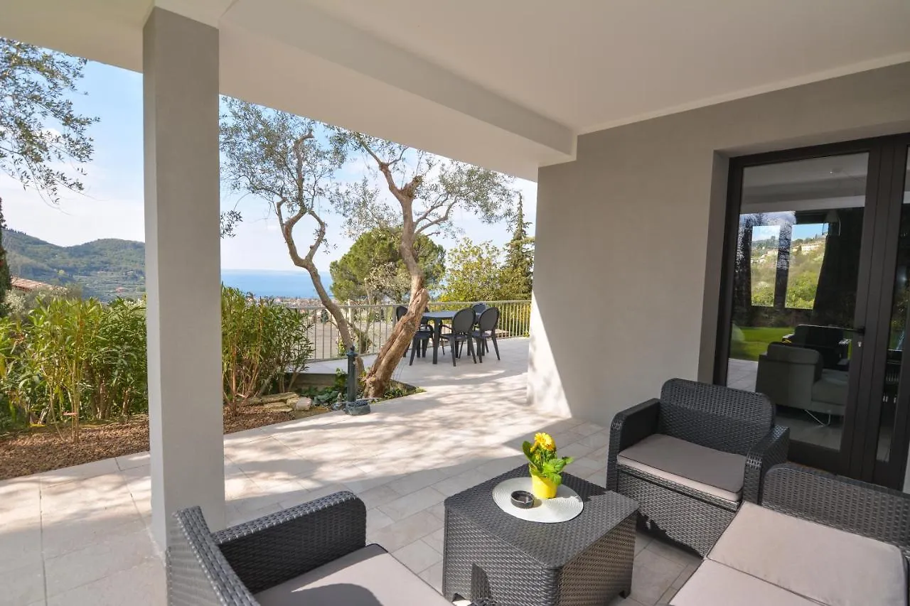 Sunset Lodge - Enjoy Holiday Garda  0*, Garda (Verona) Italia