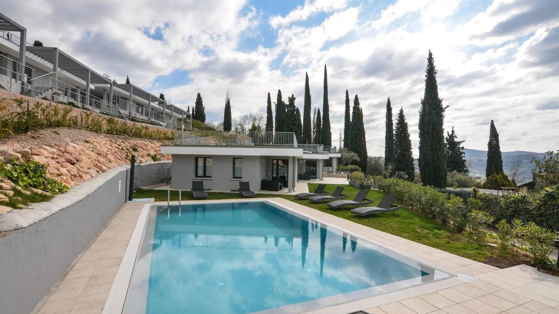 Sunset Lodge - Enjoy Holiday Garda