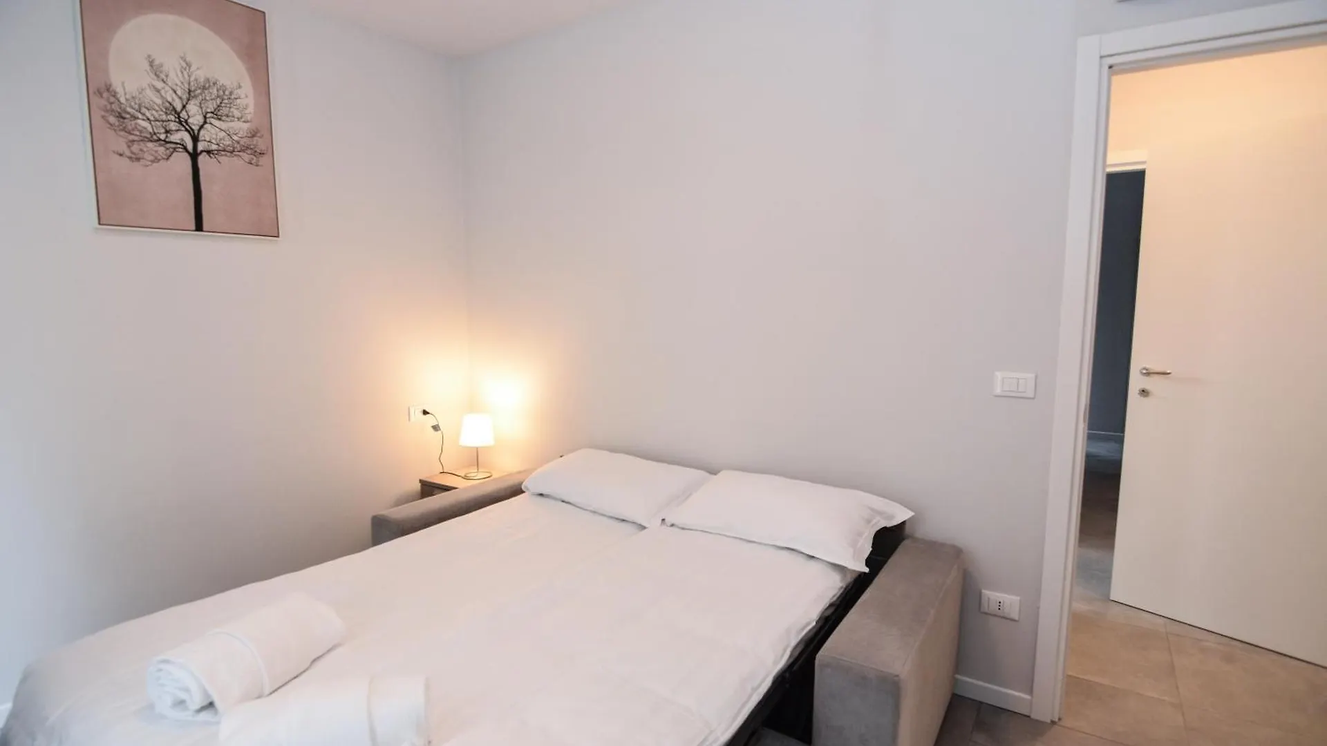 Sunset Lodge - Enjoy Holiday Garda  Italia