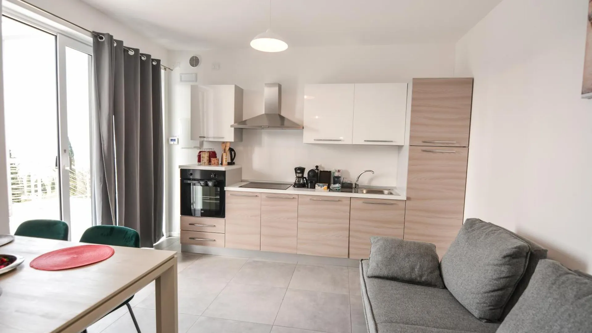 Sunset Lodge - Enjoy Holiday Garda