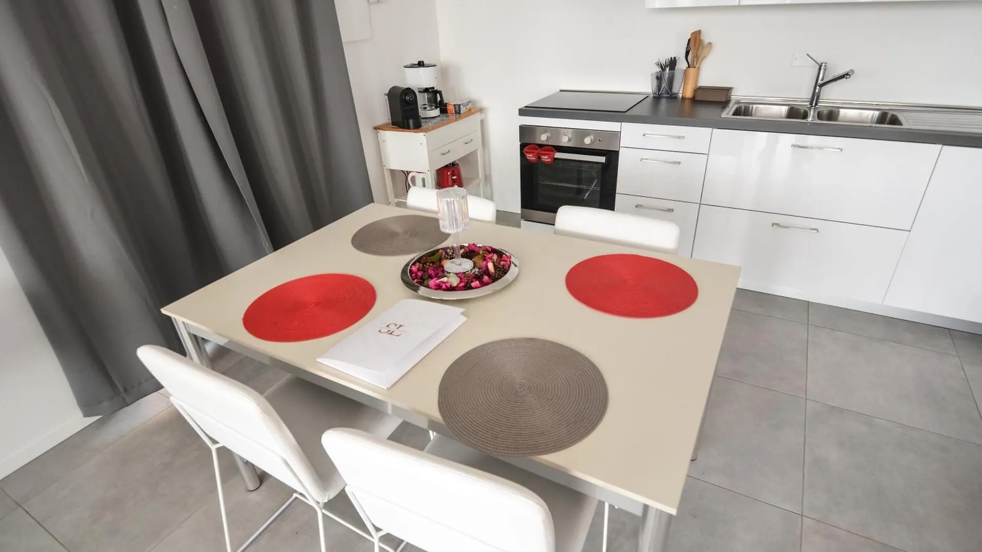 Sunset Lodge - Enjoy Holiday Garda  0*, Garda (Verona)