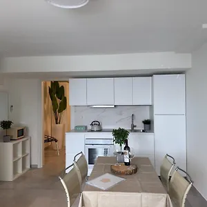 https://villa-lattea.sicilyhotelsitaly.net