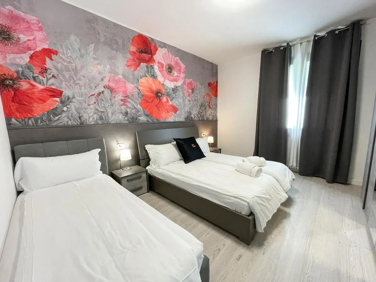 Sunset Lodge - Enjoy Holiday Garda  Garda (Verona)